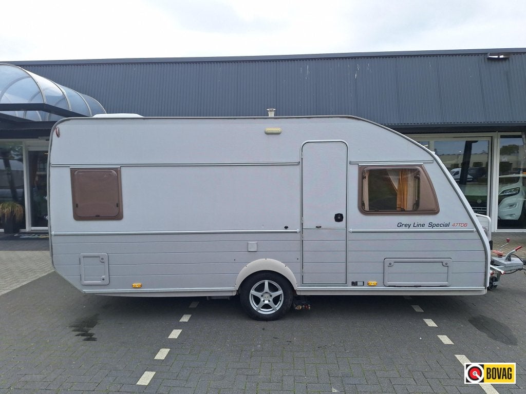 Kip Grey Line Special 47 TDB MOVER EN VOORTENT, Caravans en Kamperen, Standaardzit, Schokbreker, Kip, Bedrijf
