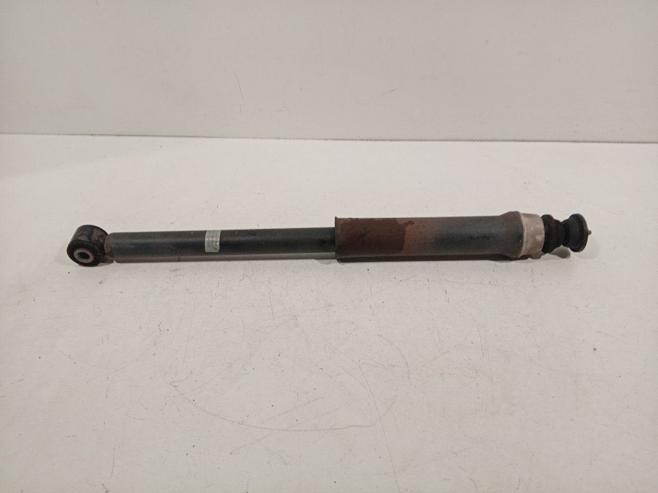 Schokbreker rechts achter Renault Clio, Auto-onderdelen, Onderdelen@venauto.nl, Van der Ven Autorecycling B.V., Gebruikt, Ettenseweg 76, 4706 PB Roosendaal, The Netherlands