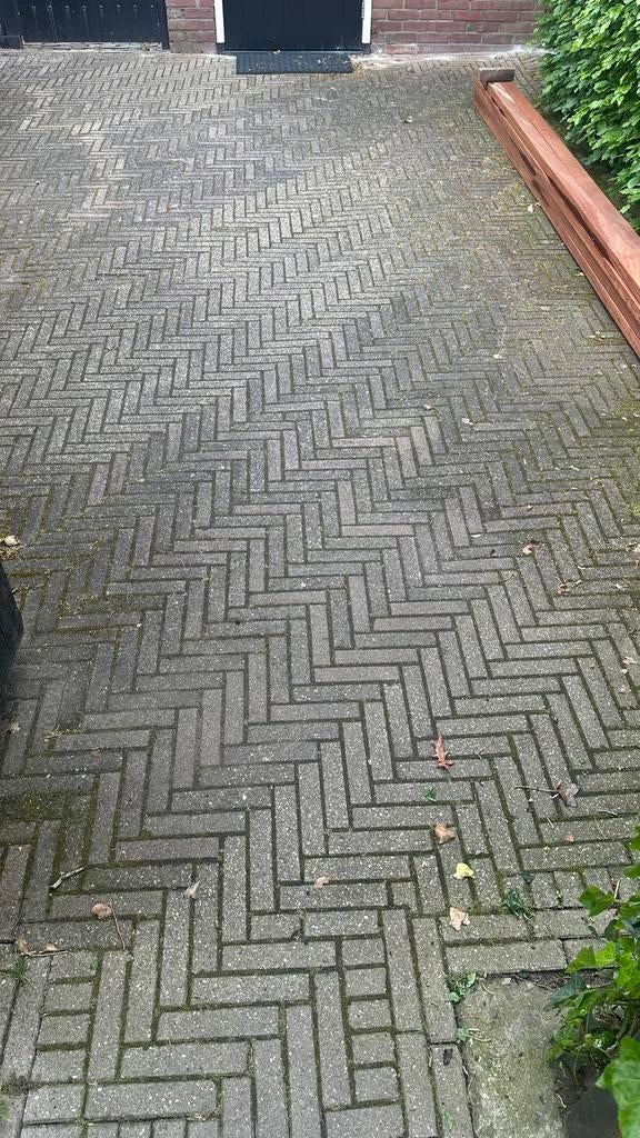 GRATIS 150 kinderkoppen 25m2 waaltjes 60 grindtegels 10m2 kl, Tuin en Terras, Tegels en Klinkers, Ophalen, Zo goed als nieuw, Beton