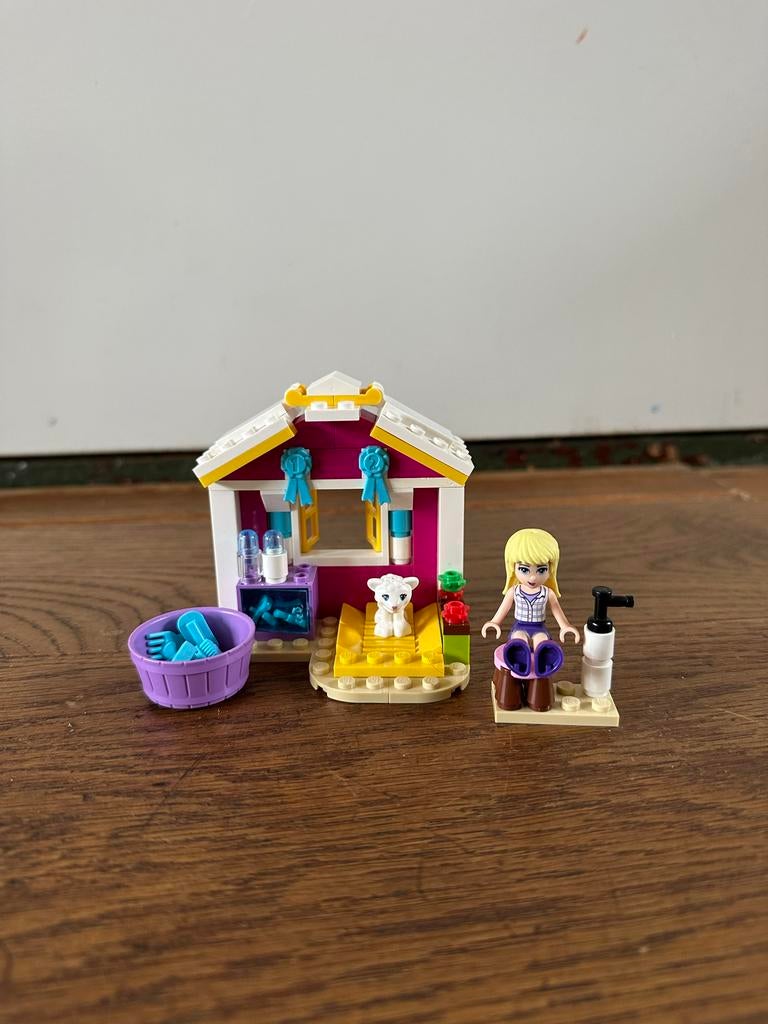 Lego Friends 41029 Stephanie's Lammetje Compleet, Kinderen en Baby's, Speelgoed | Duplo en Lego, Ophalen, Lego, Friends, Zo goed als nieuw