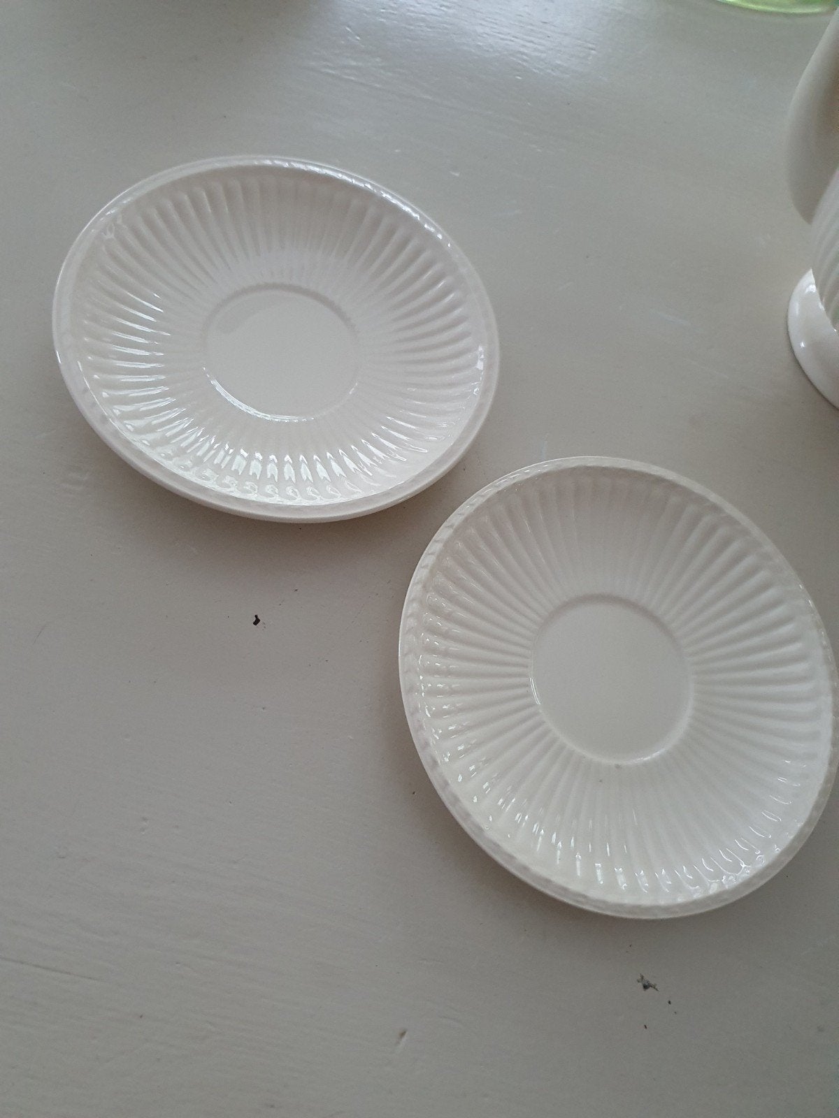 2 Wedgwood Edme schotels - Queen's Ware, Antiek en Kunst, Ophalen of Verzenden