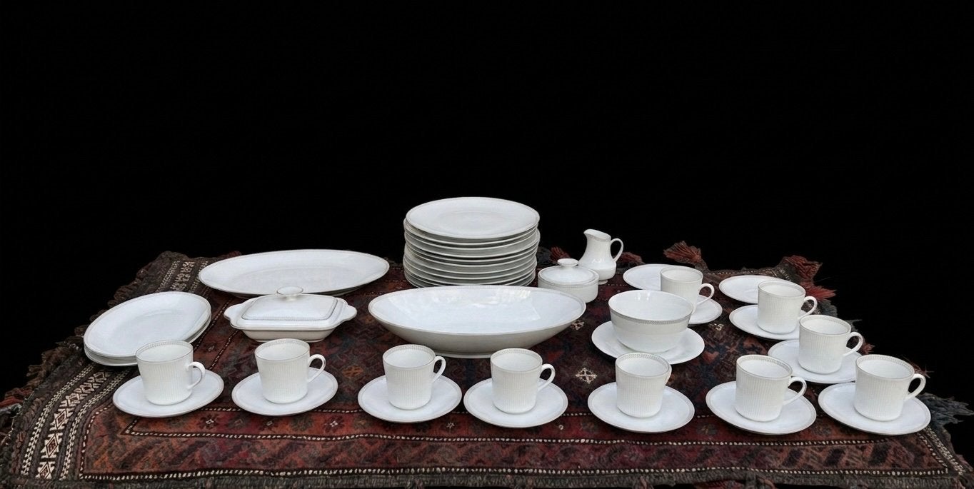 42-delig Winterling servies - Wit met zilveren rand, Ophalen of Verzenden, Zo goed als nieuw, Overige stijlen, Porselein