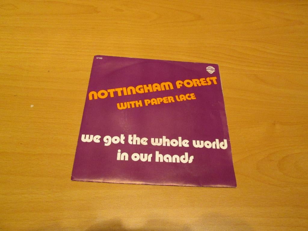 Nottingham Forest With Paper Lace - We Got The Whole World, Cd's en Dvd's, Vinyl Singles, Ophalen of Verzenden, Gebruikt, Pop