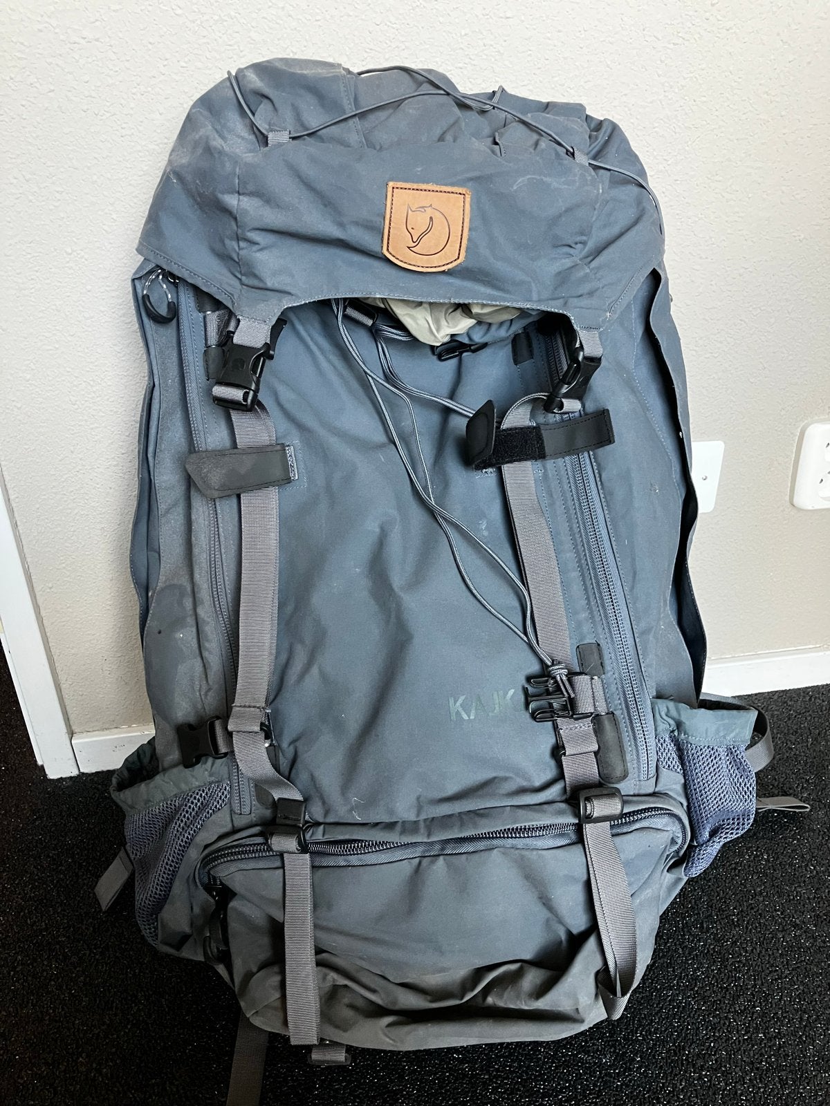 Fjällräven Kajka 65L rugzak met reistas en regenhoes, Ophalen of Verzenden, Gebruikt