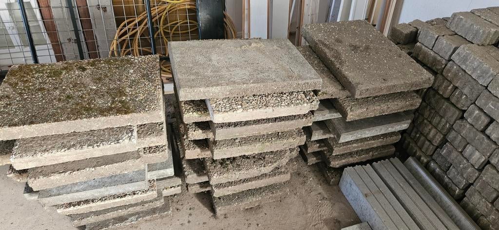Grindtegels 60x40 cm en betontegels - diverse diktes, Tuin en Terras, Tegels en Klinkers, Ophalen, Gebruikt, 5 tot 10 m², Grind