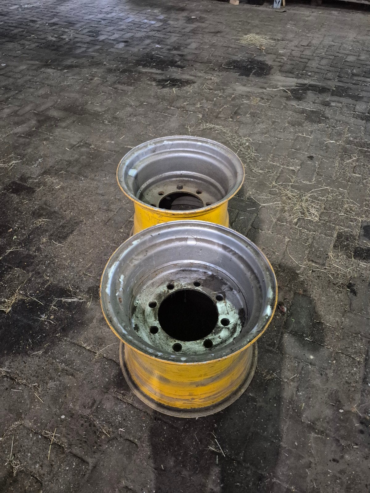 Landbouwvelg 20 inch, 16J breed, 8 gaats, ET0, Auto-onderdelen, Ophalen