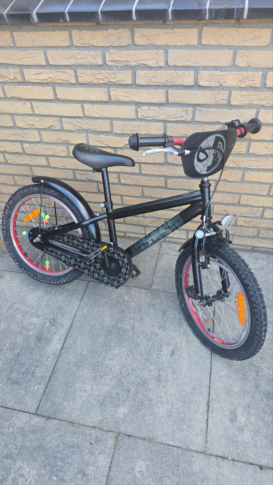 Leuke 18 inch kinderfiets (2 lekke banden), Ophalen, Gebruikt, 16 tot 20 inch