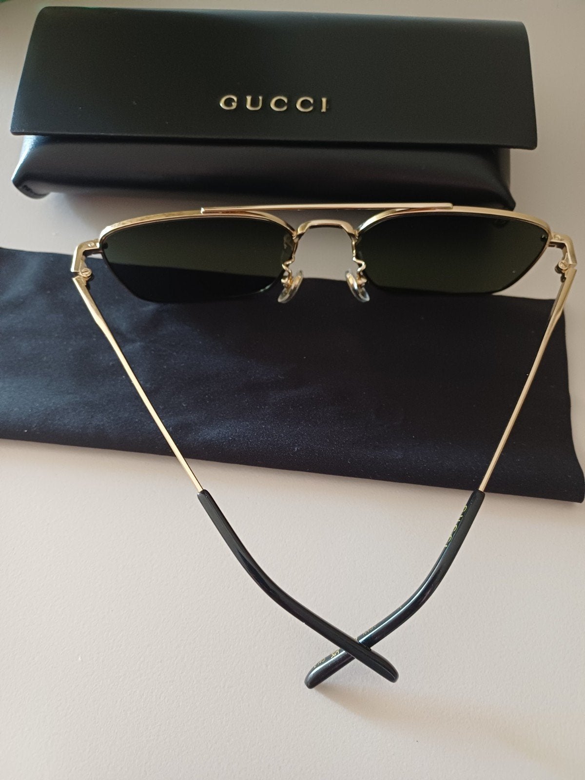 Prachtige originele Gucci zonnenbril, Ophalen of Verzenden, Zo goed als nieuw, Zwart, Overige merken