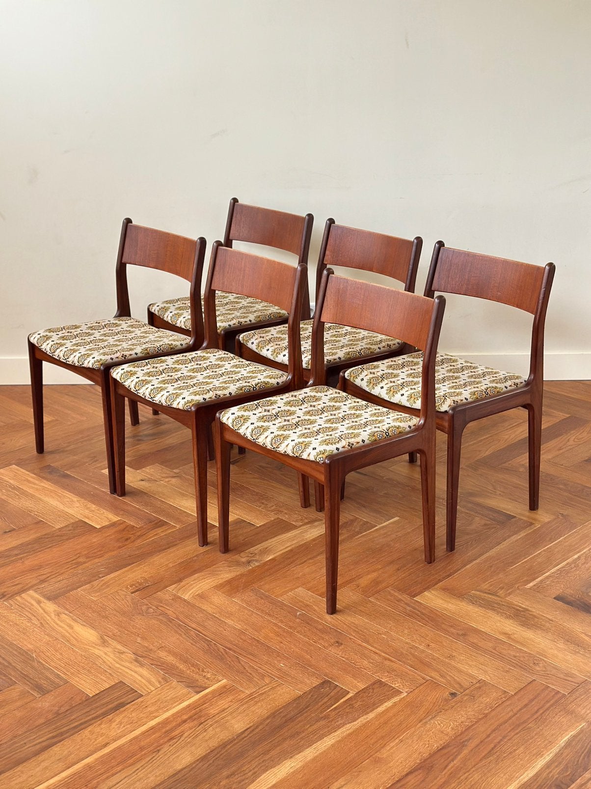 Set 6 vintage stoelen deens teak hout jaren 50/60/70, Huis en Inrichting, Ophalen, Gebruikt, Overige kleuren, Deens vintage