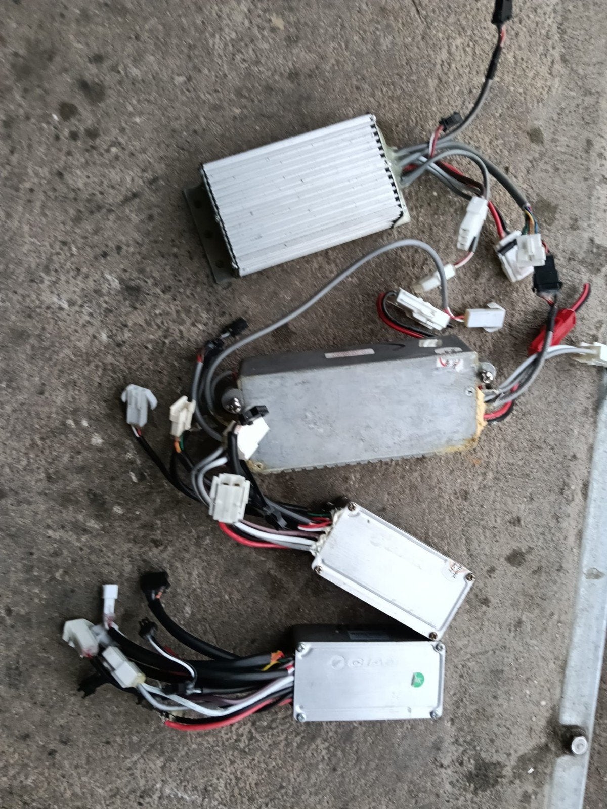Controllers Giant twist 26v en Sparta 24v, Ophalen of Verzenden