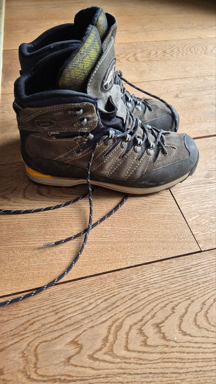 Meindl wandelschoenen maat 44 B/C, Sport en Fitness, Bergsport en Wandelen, Ophalen of Verzenden