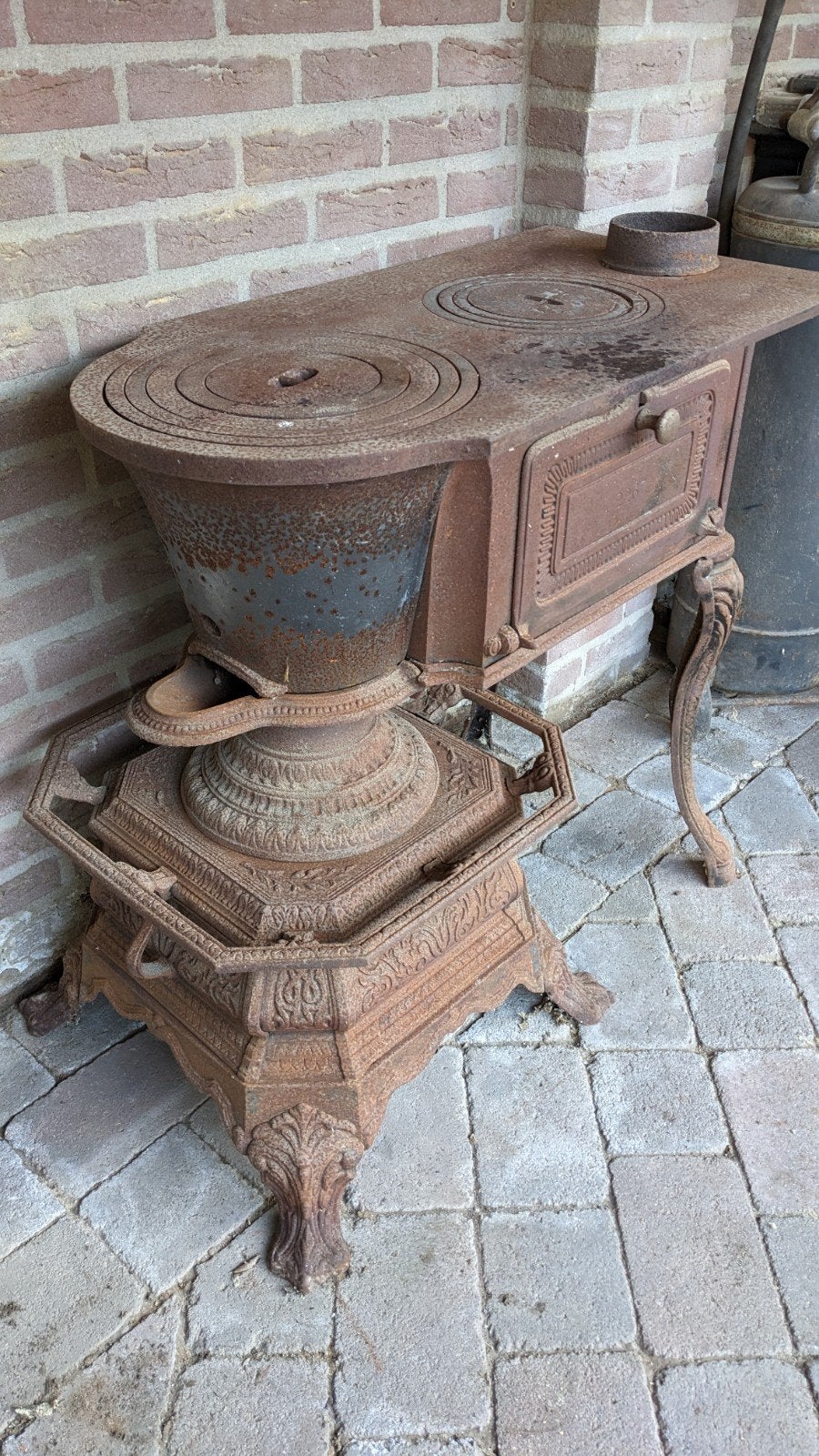 Zeer oude Godin kachel met plattebuis en ringen, Antiek en Kunst, Ophalen