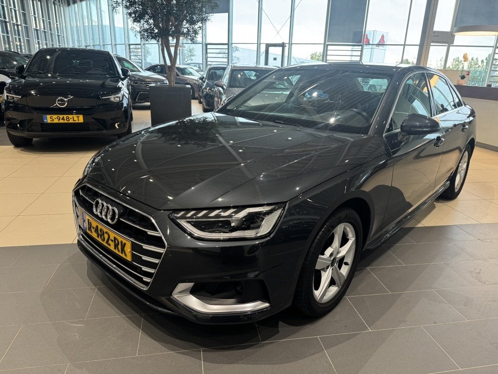 Audi A4 Limousine 35 TFSI Adv Edition, Automaat, Gebruikt, Euro 6, 4 cilinders