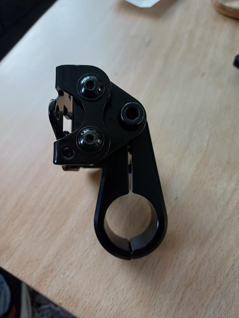 Te koop beugel voor navigatie, Ophalen of Verzenden, Zo goed als nieuw