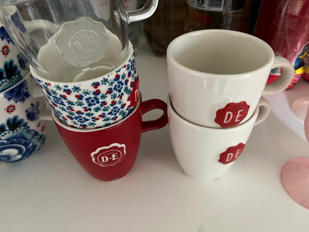5 Douwe Egberts espresso/koffiekopjes in goede staat, Huis en Inrichting, Keuken | Servies, Ophalen, Zo goed als nieuw, Overige stijlen