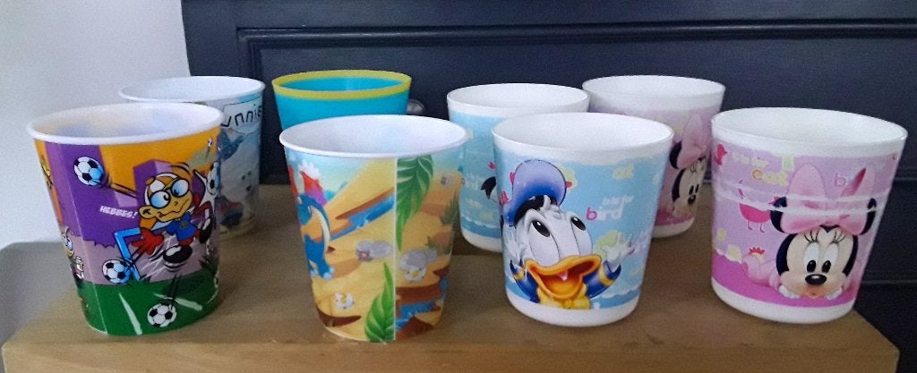 8 kunststof kinderbekers - camping, feestje - Duck, Mouse, e, Overige materialen, Gebruikt, Overige typen, Ophalen of Verzenden