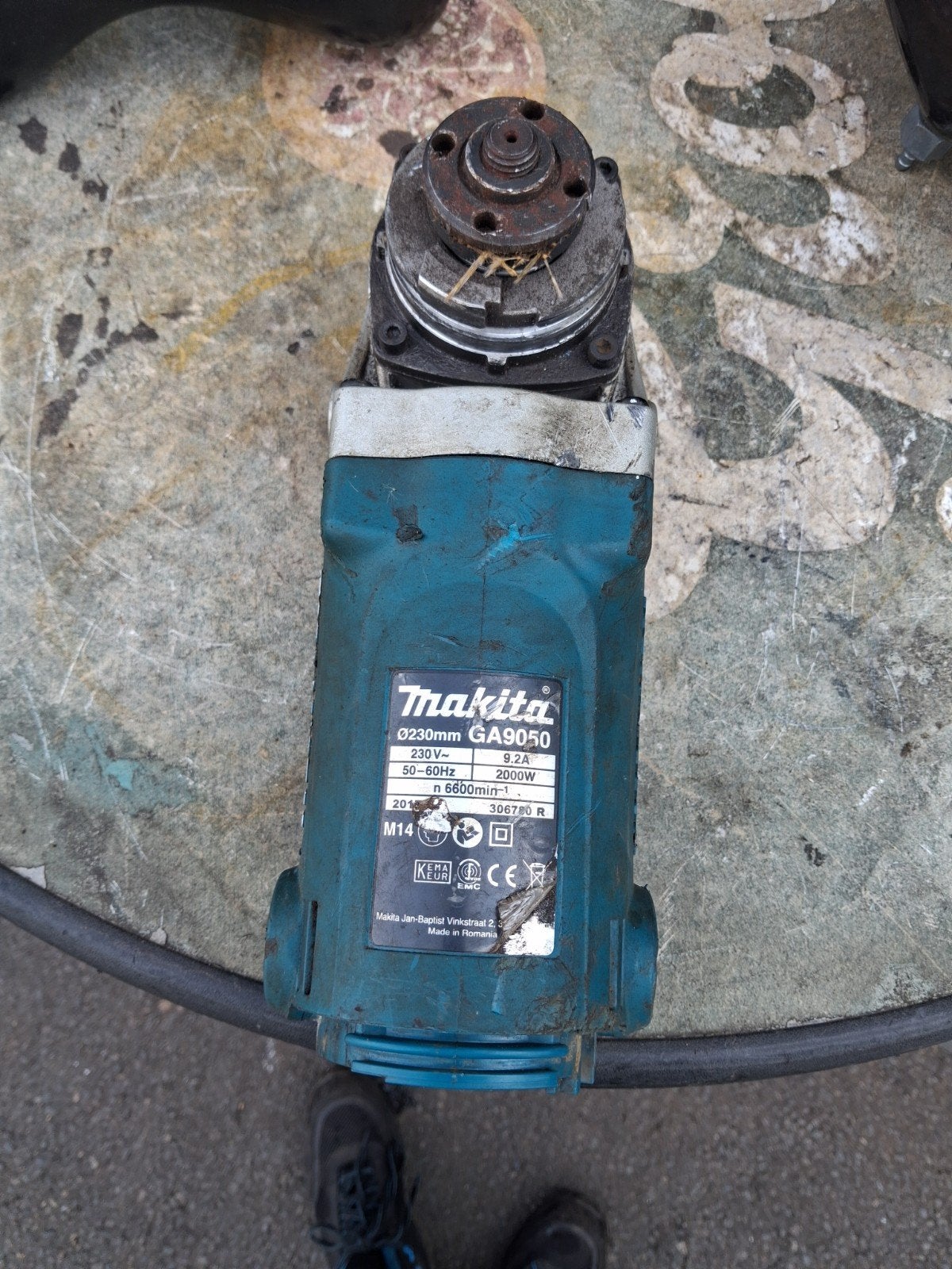 makita haakseslijper 230v, Ophalen of Verzenden, Gebruikt, 1000 watt of meer, Haakse handslijpmachine
