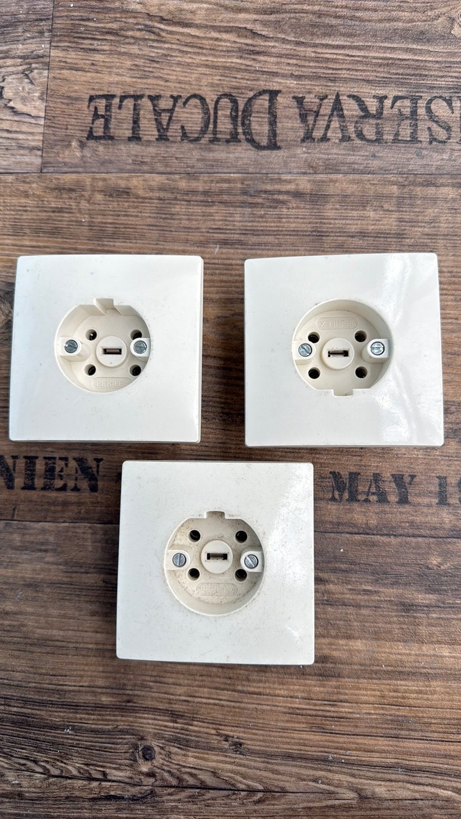 3x Busch-Jaeger Perilex Inbouw Wandcontactdoos (2064), Ophalen of Verzenden, Nieuw, Busch-Jaeger, Stopcontact