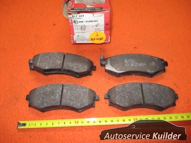 Remblokken voorzijde Hyundai Coupe Elantra Lantra Matrix Kia, -, -, Nieuw, Ophalen of Verzenden