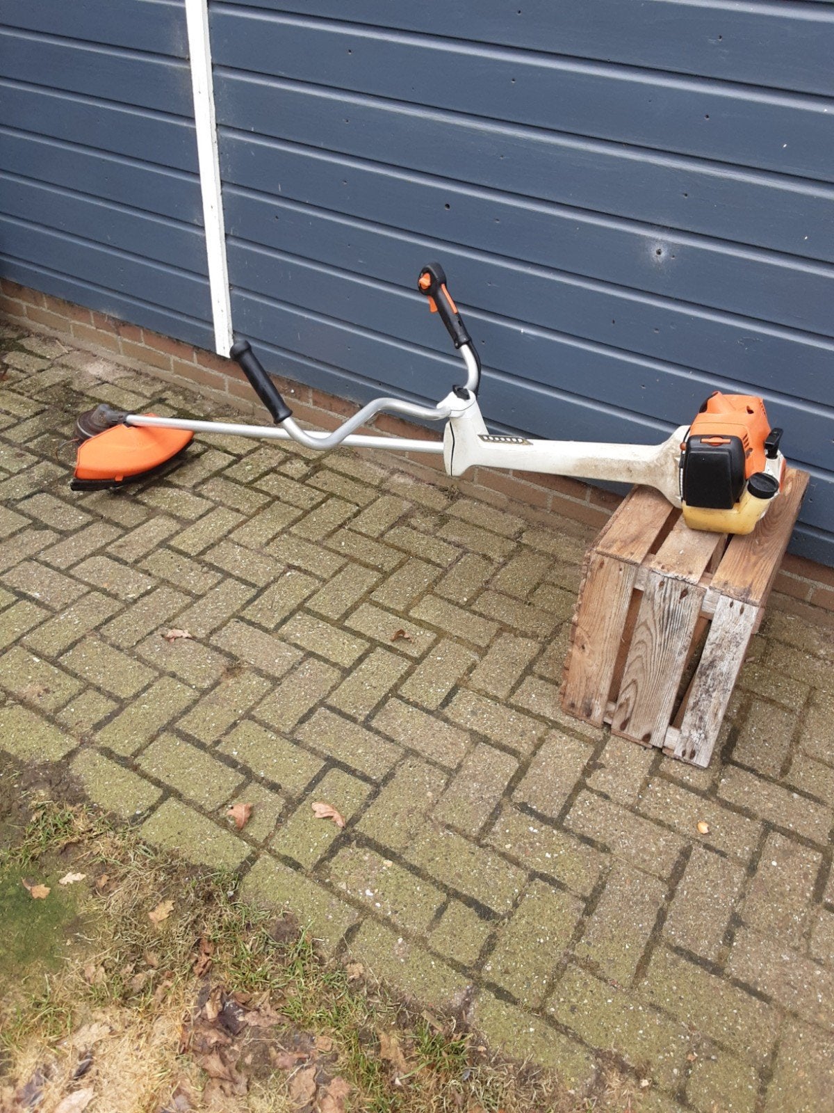 Stihl fs 300 bosmaaier, Ophalen, Gebruikt, Benzine