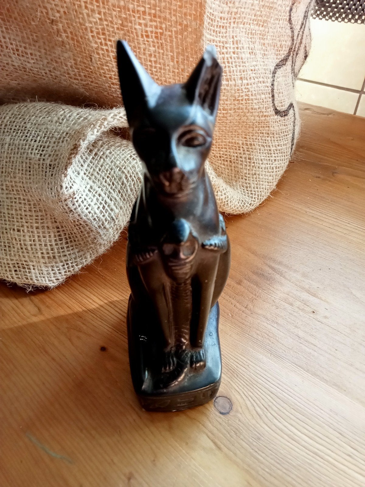Vintage beeld van de Egyptische Bastet, Verzamelen, Ophalen of Verzenden, Gebruikt, Dier