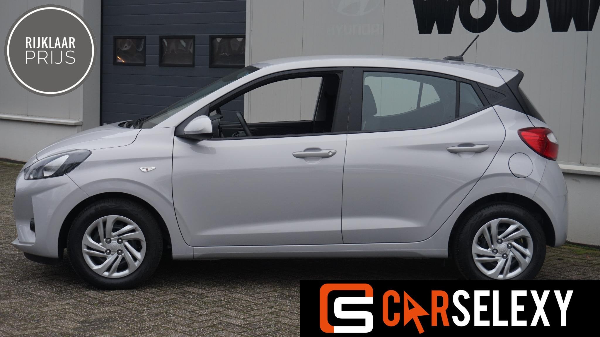 Hyundai i10 1.0 Comfort Smart 5-zits Automaat Stoel- / Stuur, Auto's, 12 maanden, Stof, Euro 6, 899 kg