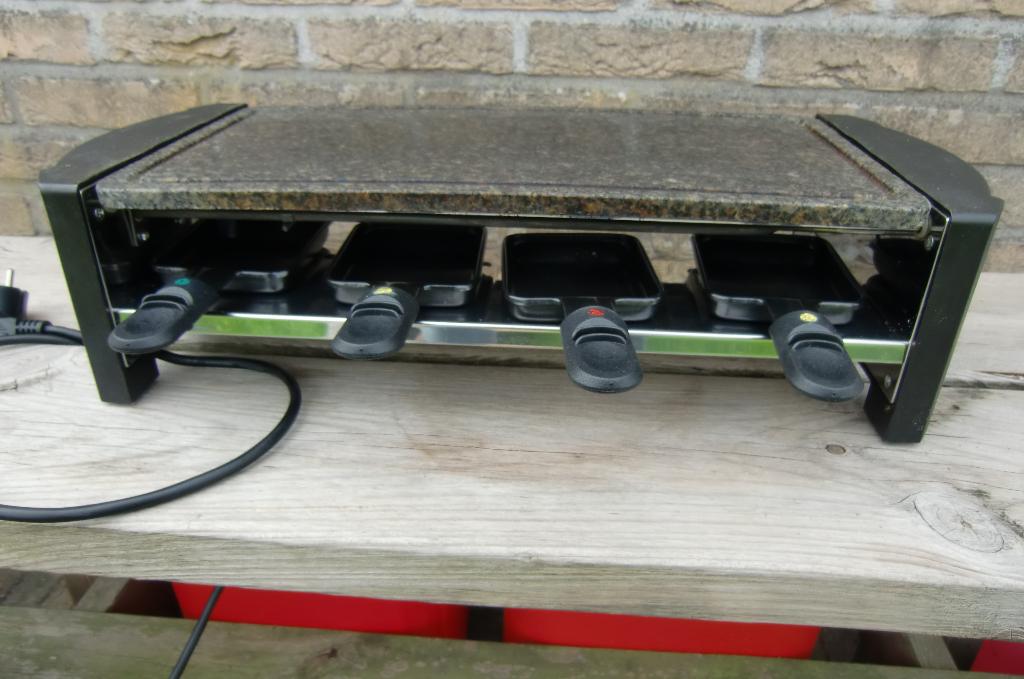 Steengrill - Gourmet, Witgoed en Apparatuur, Gourmetstellen, Ophalen, Gebruikt, 8 personen of meer