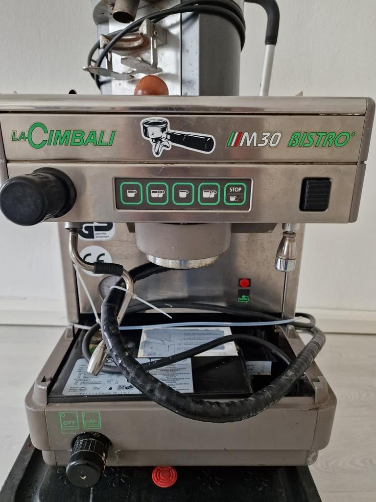 La Cimbali M30 Bistro Espressomachine met Mahlkönig molen, Gebruikt, Espresso apparaat, 10 kopjes of meer, Koffiebonen