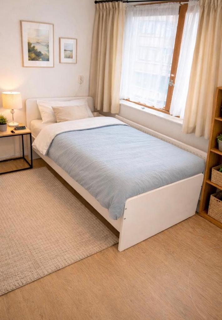 Ike slakt bed Eenpersoonsbed met lattenbodem en matras - Wit, Huis en Inrichting, Slaapkamer | Bedden, Ophalen, 90 cm, Eenpersoons
