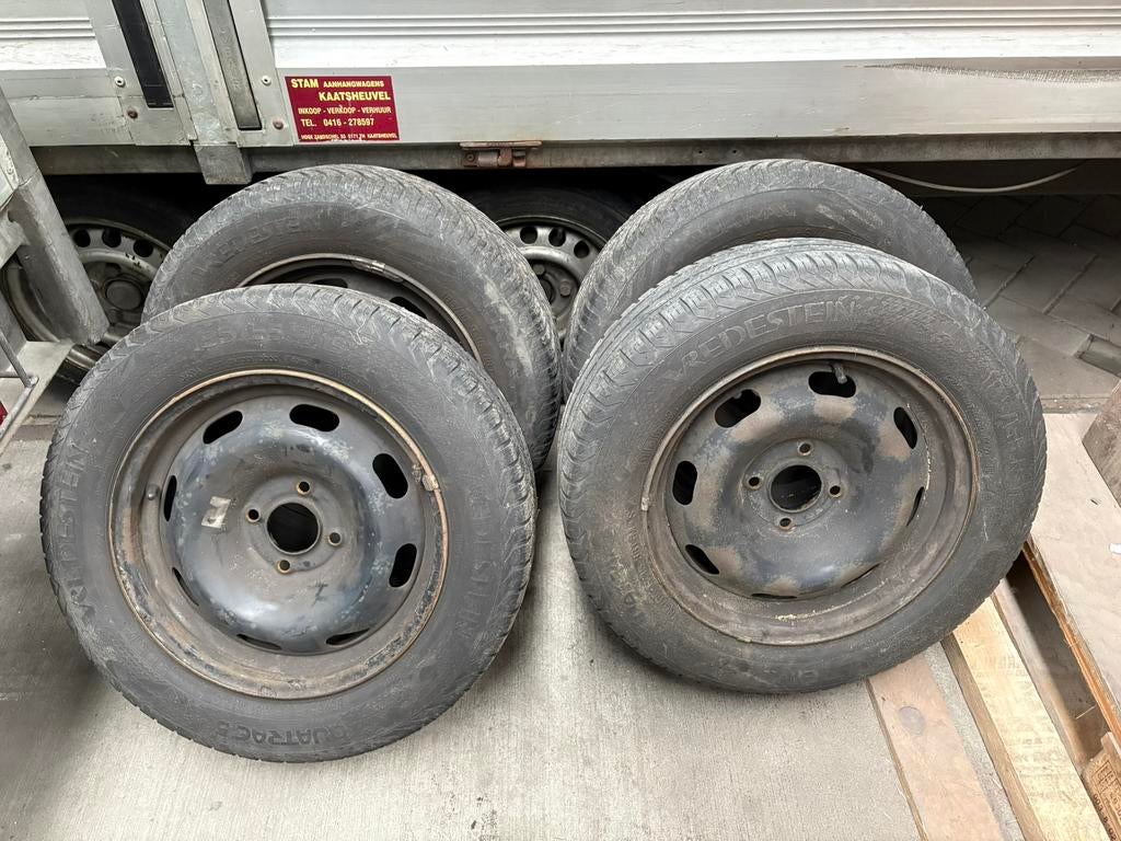 Complete set wielen met 185/65R15 All season banden, Ophalen, Gebruikt, Peugeot