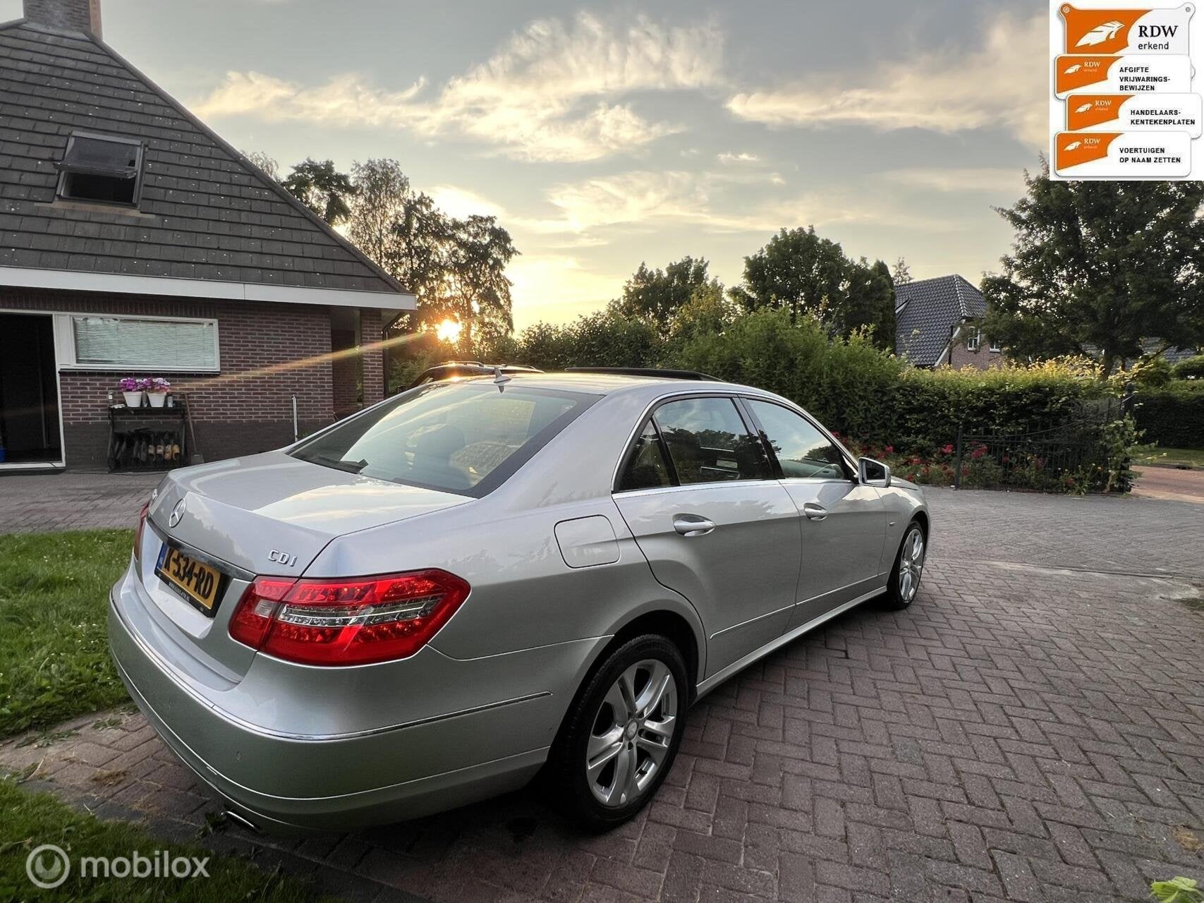 Nette Mercedes E-klasse 350 CDI Elegance bj 2009, Auto's, Automaat, Euro 5, Gebruikt, 2987 cc