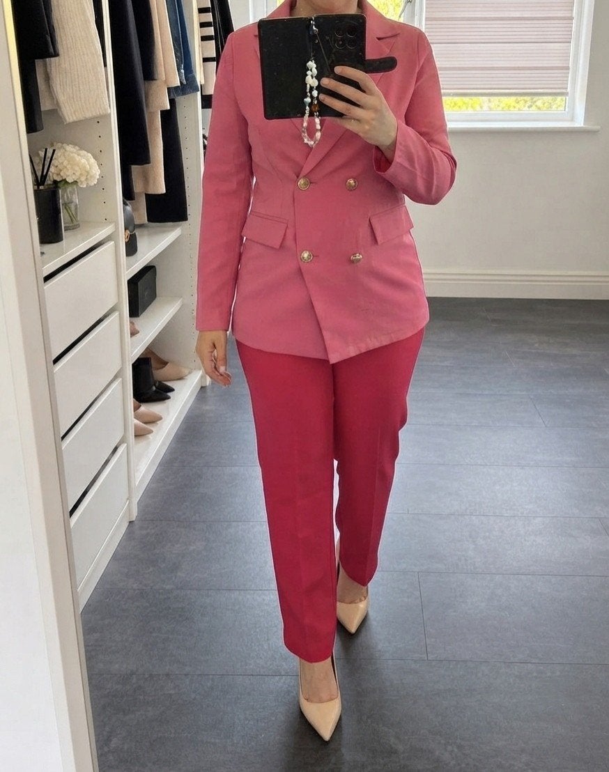 Nieuw: Prachtig fuchsia/roze damespak - Blazer M, Broek L, Kleding | Dames, Maat 38/40 (M), Nieuw, Ophalen of Verzenden, Onbekend