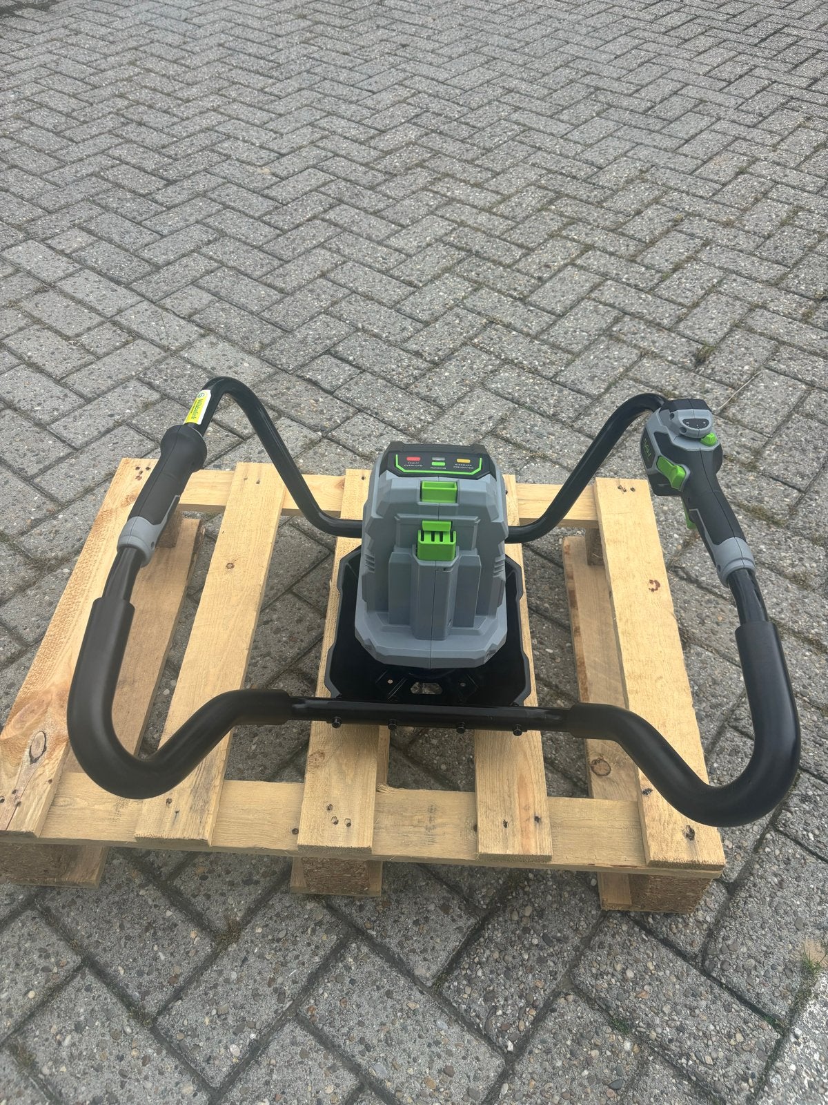 EGO Power+ Accu Grondboor (Zonder Accu), Ophalen, 600 watt of meer, Variabele snelheid, Overige typen