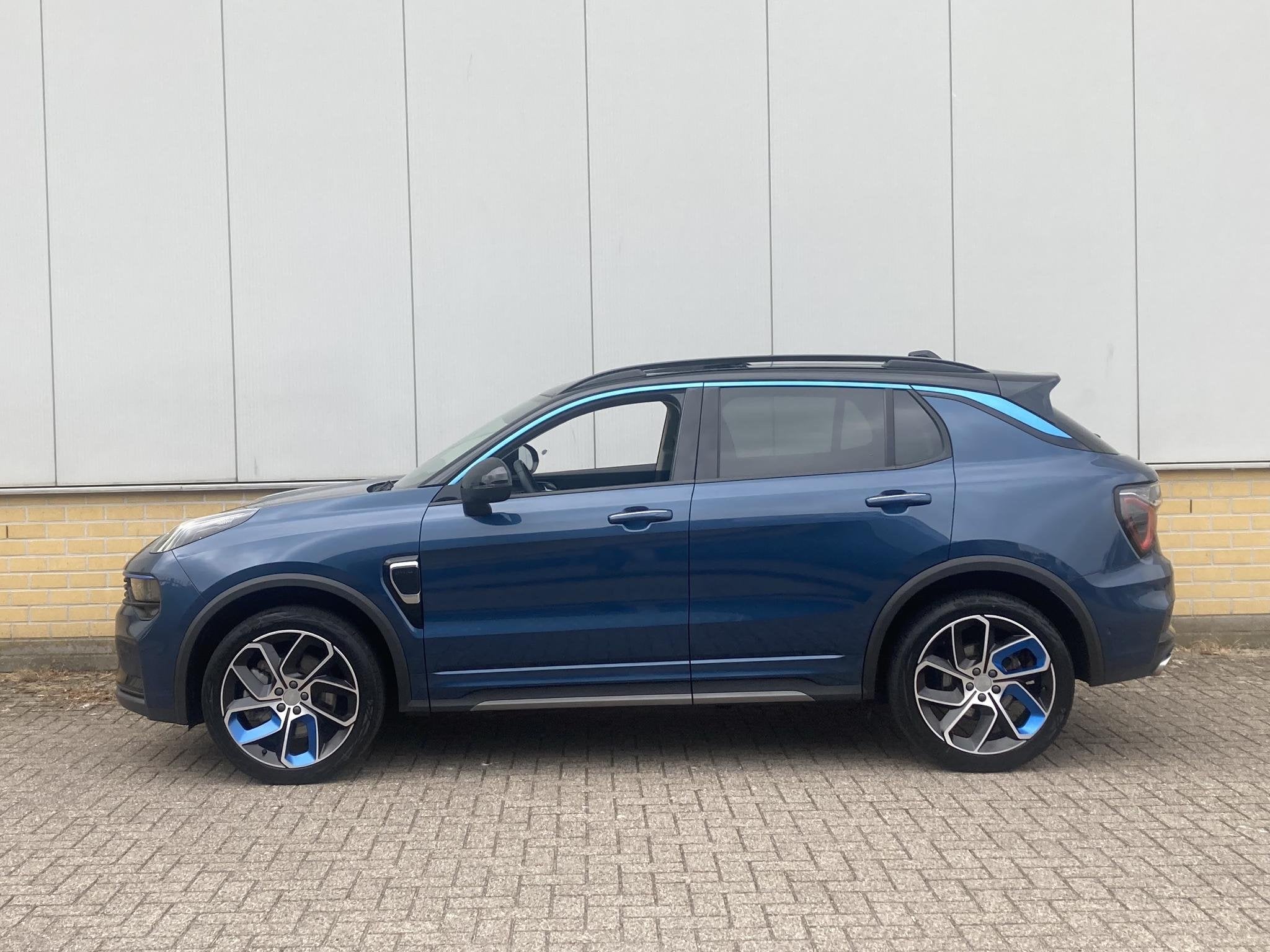 Lynk & Co 01 1.5 PHEV 261PK 1800KG Trekgewicht- Panorama Dak, Stof, Euro 6, Blauw, Plug-in hybride