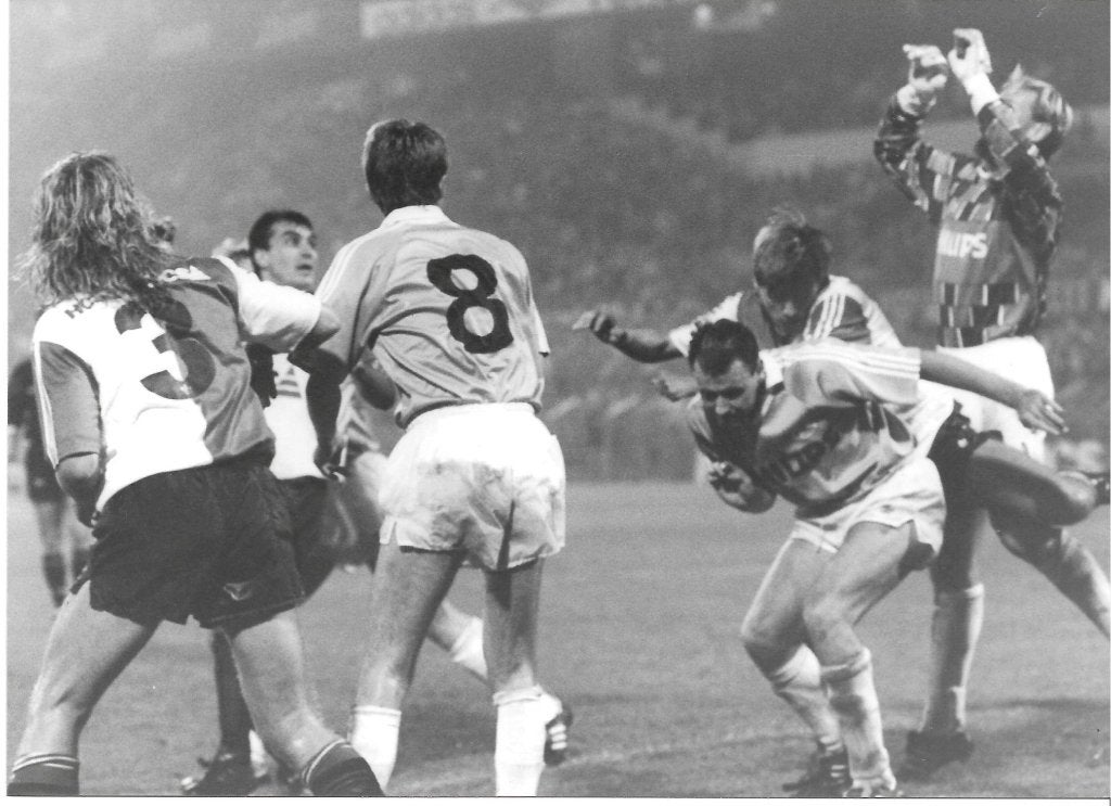 persfoto Piet Bouts 13-03-1993 - Feyenoord -PSV, Verzenden, Zo goed als nieuw, Feyenoord, Overige typen