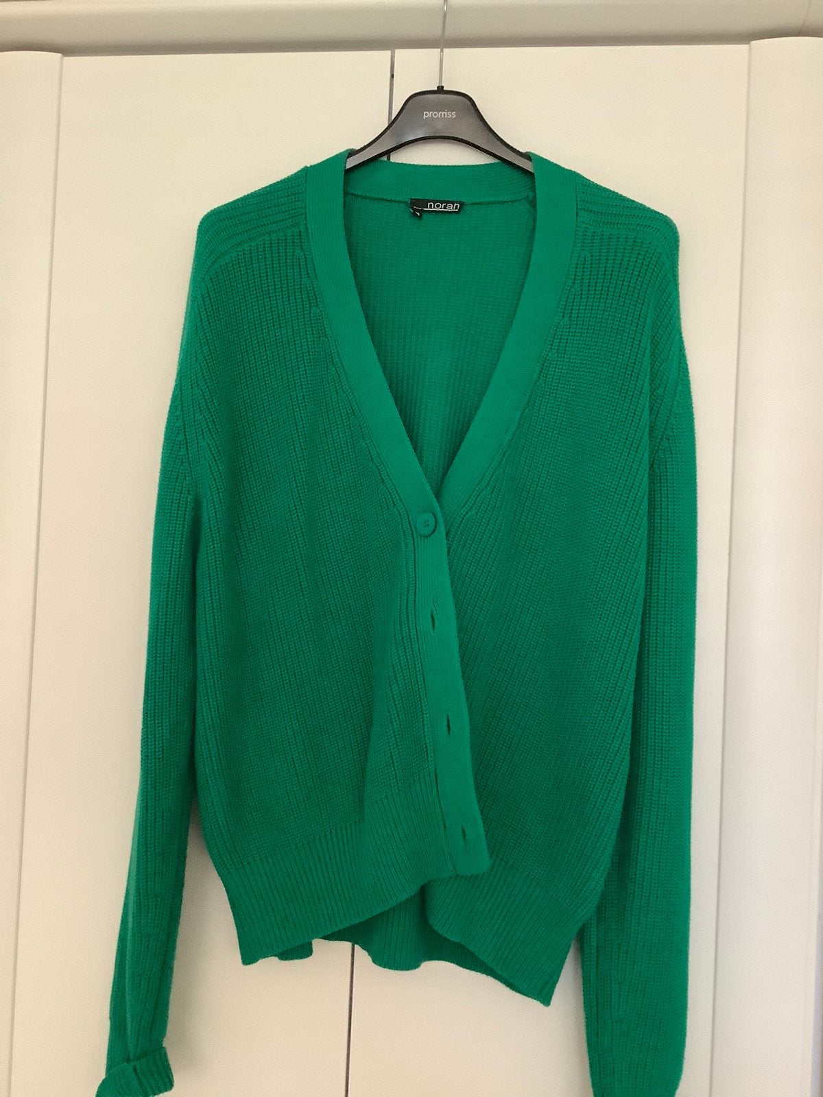 Leuk vest maat 42/44, Kleding | Dames, Grote Maten, Ophalen of Verzenden, Zo goed als nieuw, Groen, Trui of Vest