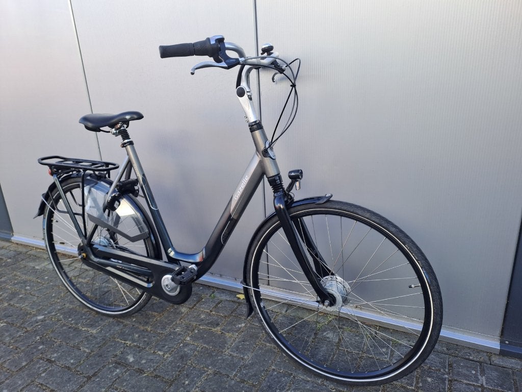 28 inch Gazelle (Orange)dames fiets met 8 versnellingen/61cm, Fietsen en Brommers, Fietsen | Dames | Damesfietsen, Ophalen, Versnellingen