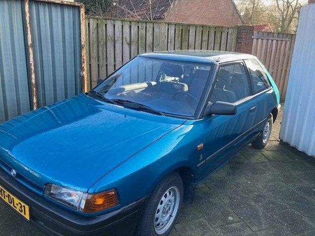 Mazda 323 1.6 I HB Millionaire 16V 1994 Groen, Voorwielaandrijving, 4 cilinders, 1200 kg, Handgeschakeld