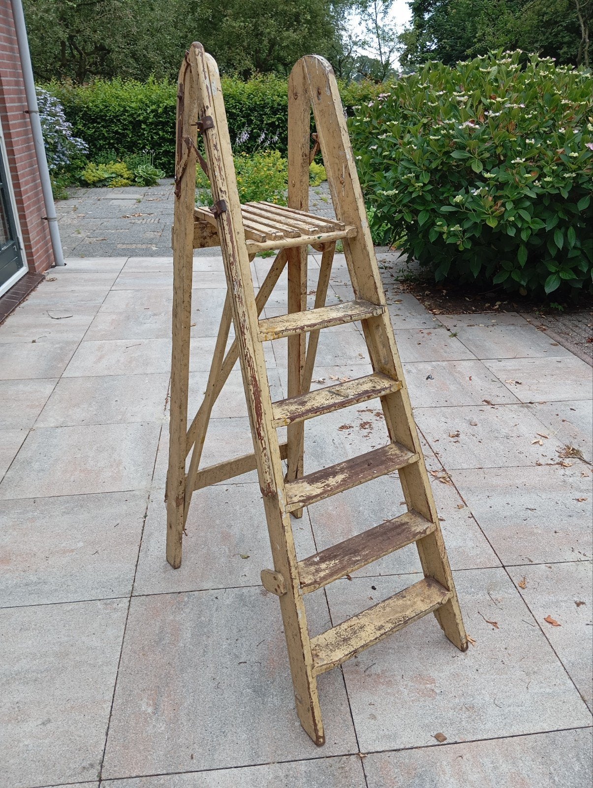 Antieke houten trap - Decoratieve ladder Wienese uit Utrecht, Ophalen, Gebruikt, Trap, Opvouwbaar of Inschuifbaar