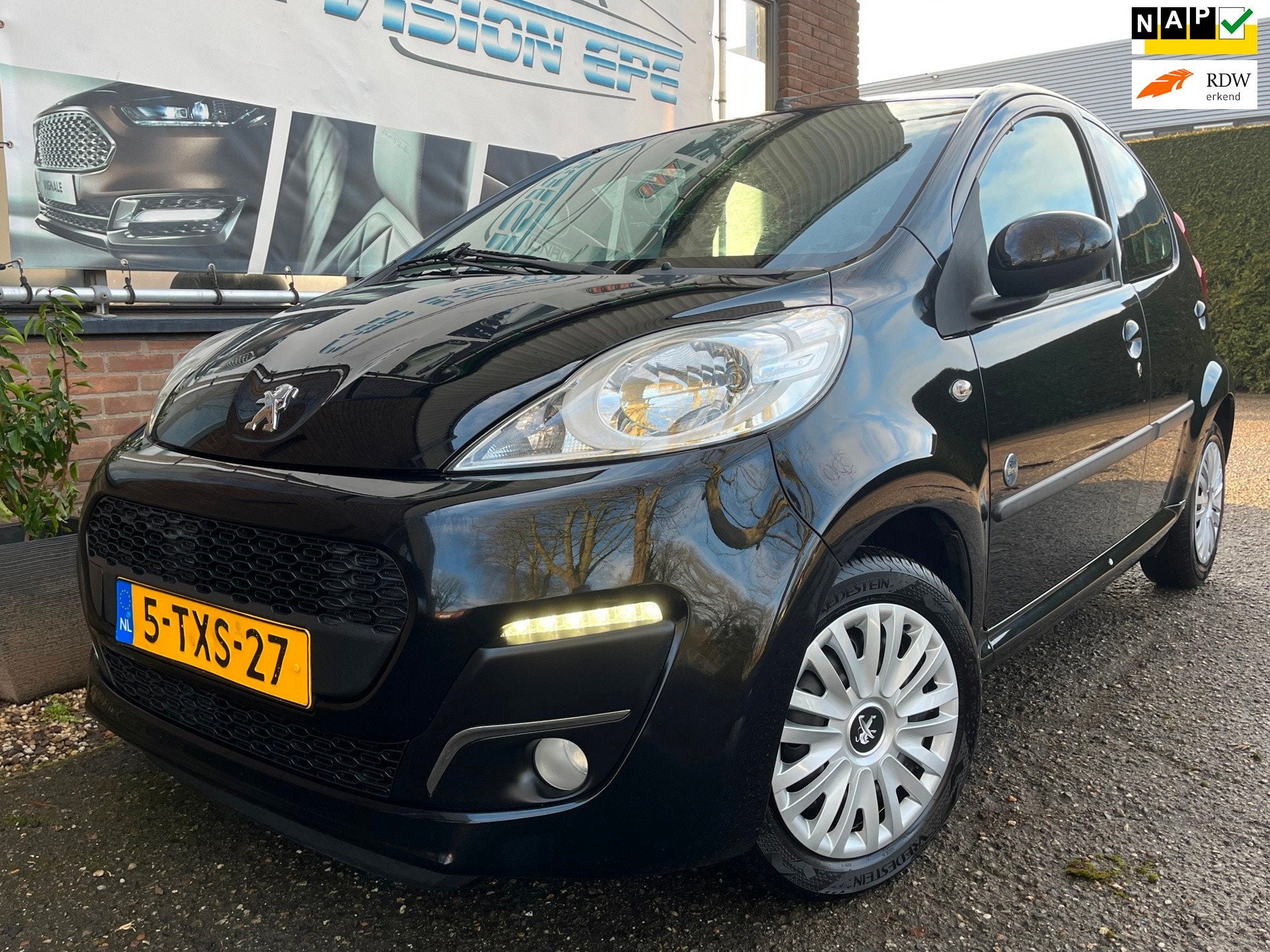 Peugeot 107 1.0 Envy|Airco|5-drs|Elec-pakket|Leder|, Auto's, Peugeot, Voorwielaandrijving, Euro 5, Gebruikt, 4 stoelen