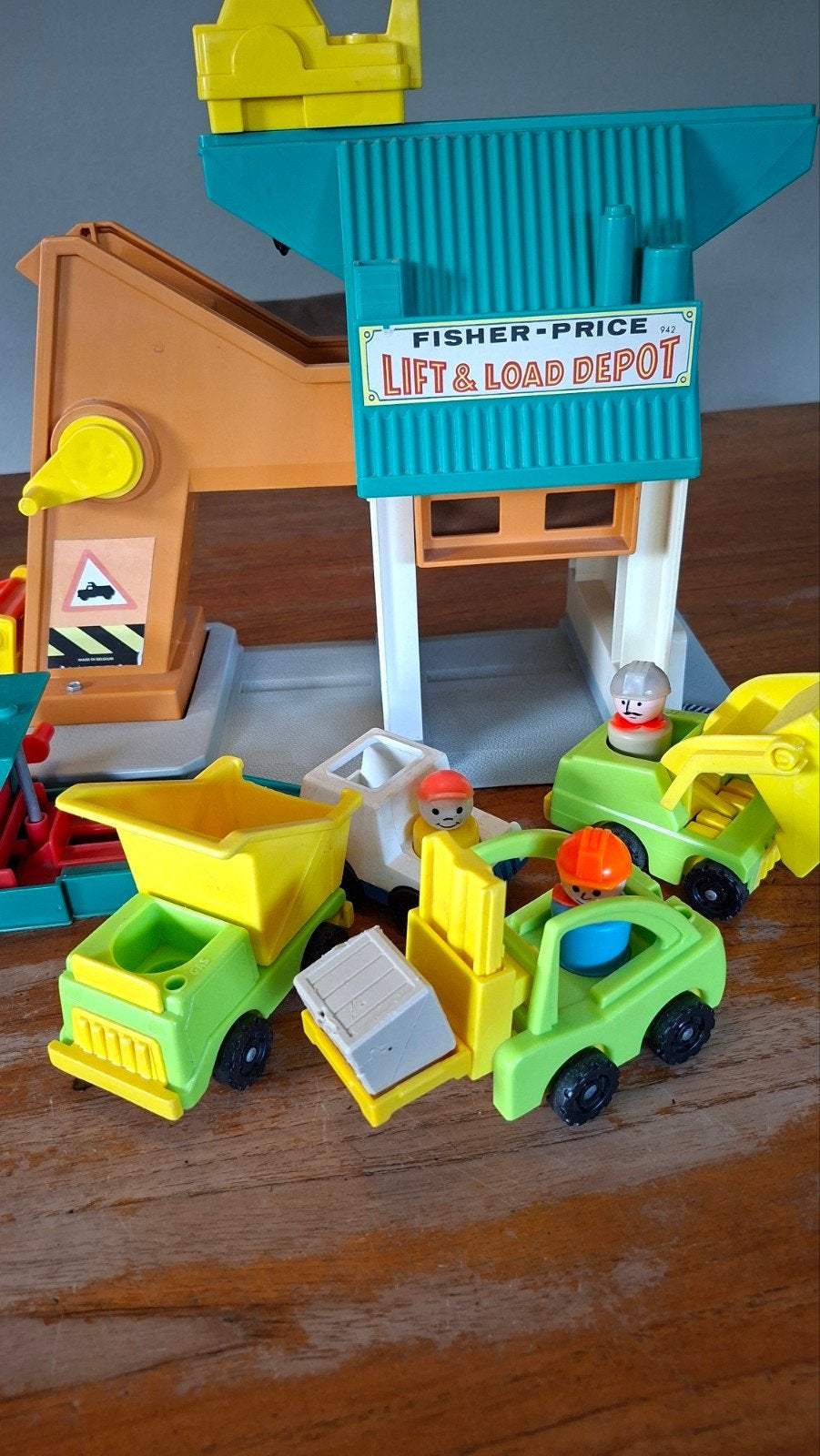 vintage fisher price lift en load depot, Ophalen, Gebruikt, Speelset