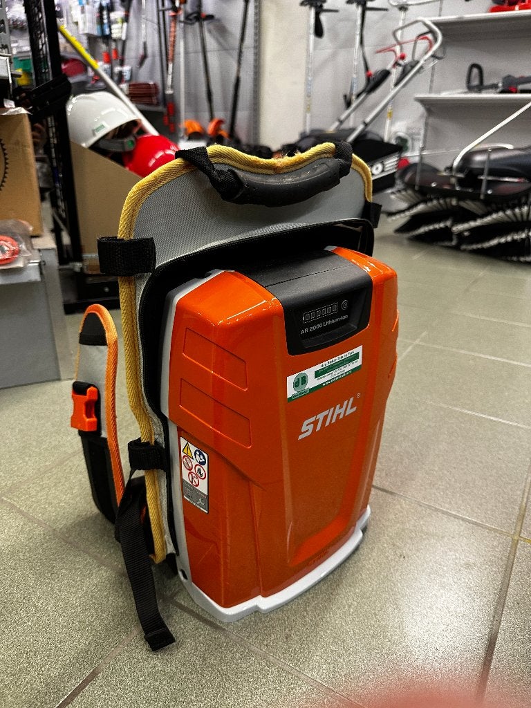 STIHL AR2000L AccuRugzak–Showroommodel–Lithium-Ion kale accu, Ophalen of Verzenden, Zo goed als nieuw, Overige soorten, Stihl