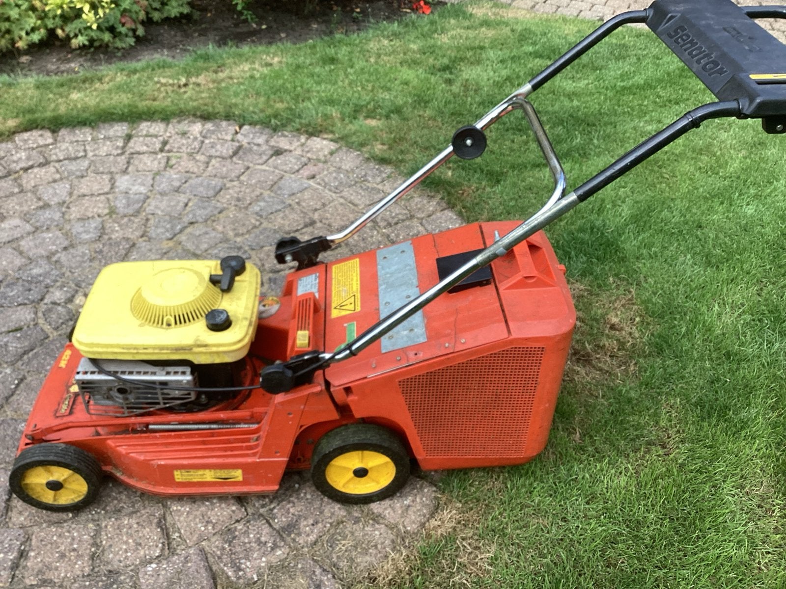 Wolf grasmaaier benzine motor, Cirkelmaaier, Gebruikt, Ophalen of Verzenden, Opvangbak