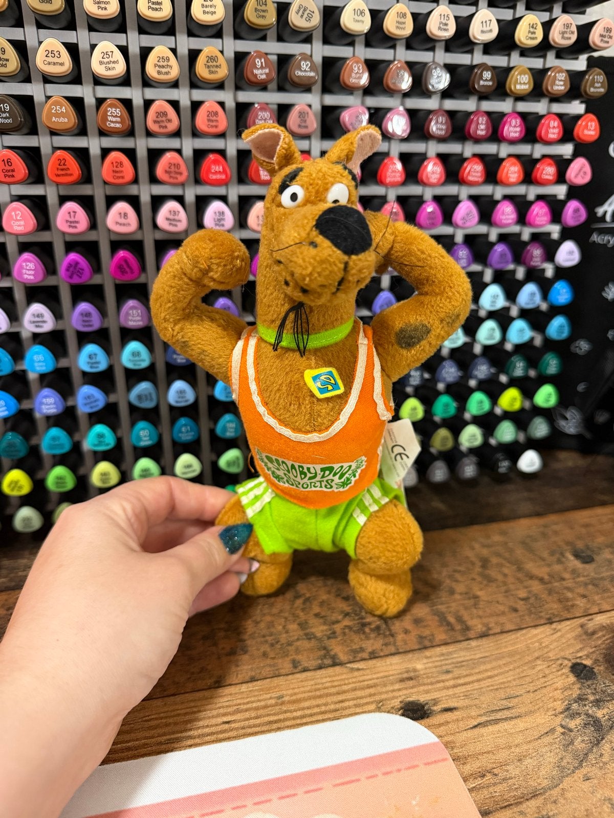 Scooby Doo Sports Knuffel - Zo goed als nieuw, Overige merken, Overige karakters, Klein (minder dan 20 cm), Bruin
