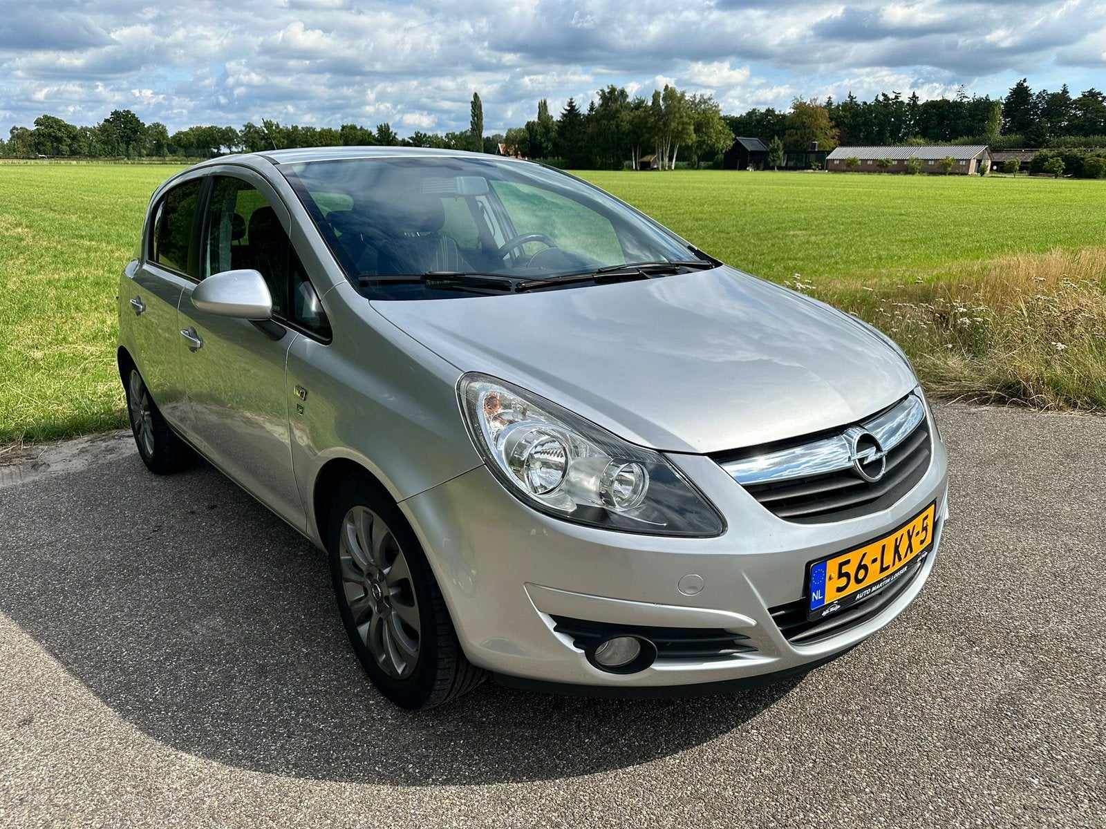 Opel Corsa 1.4 16V 5D 2010 Grijs, Auto's, Opel, Voorwielaandrijving, 1063 kg, 1398 cc, 4 cilinders