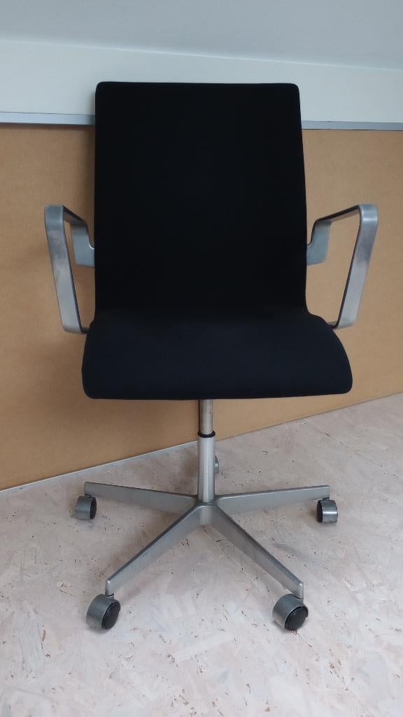 Fritz Hansen Oxford Chair low back zwart (Arne Jacobsen), Ophalen, Gebruikt, Zwart, Bureaustoel