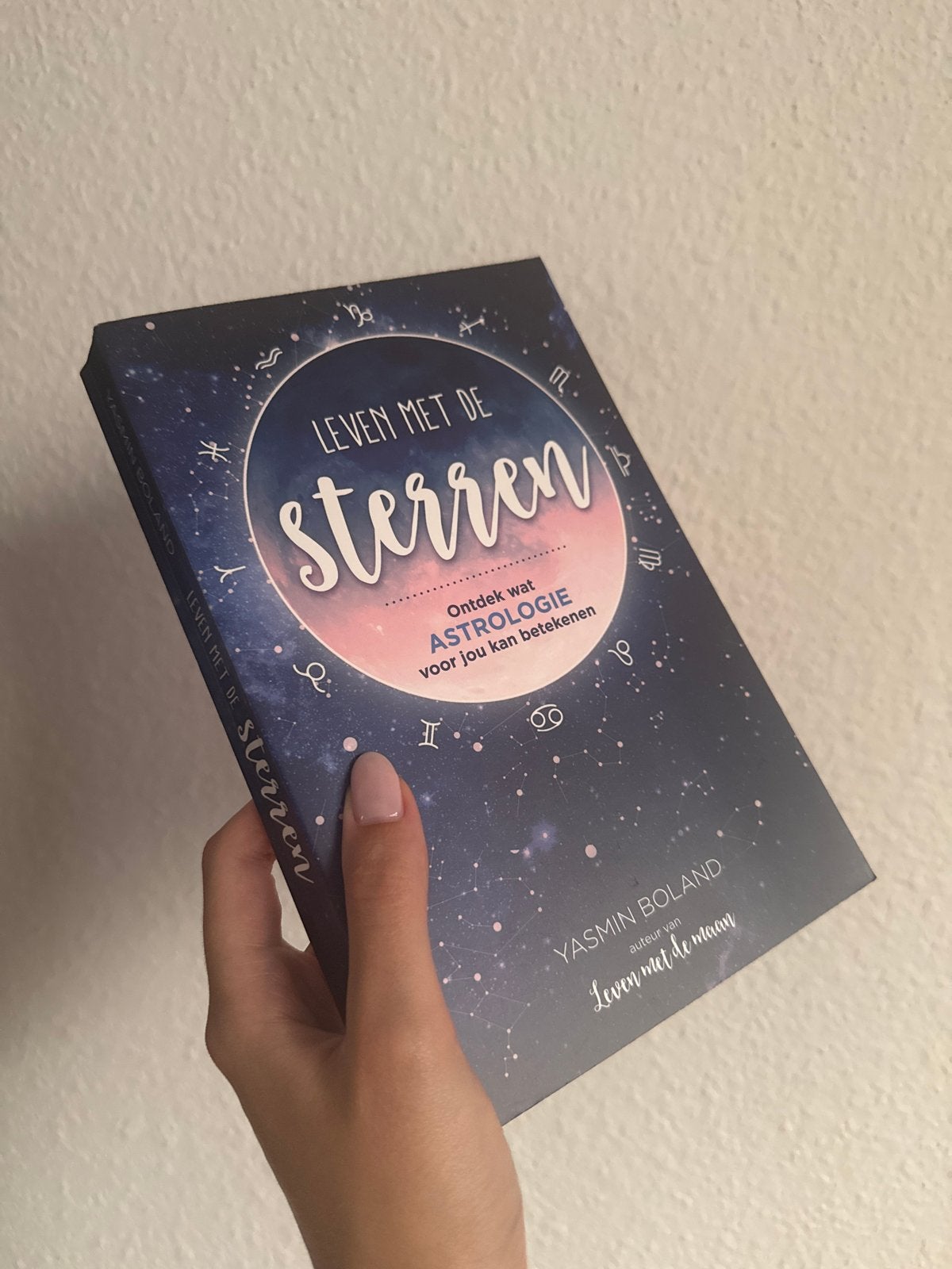 Leven met de Sterren - Ontdek Astrologie, Boeken, Ophalen of Verzenden, Zo goed als nieuw, Astrologie, Achtergrond en Informatie