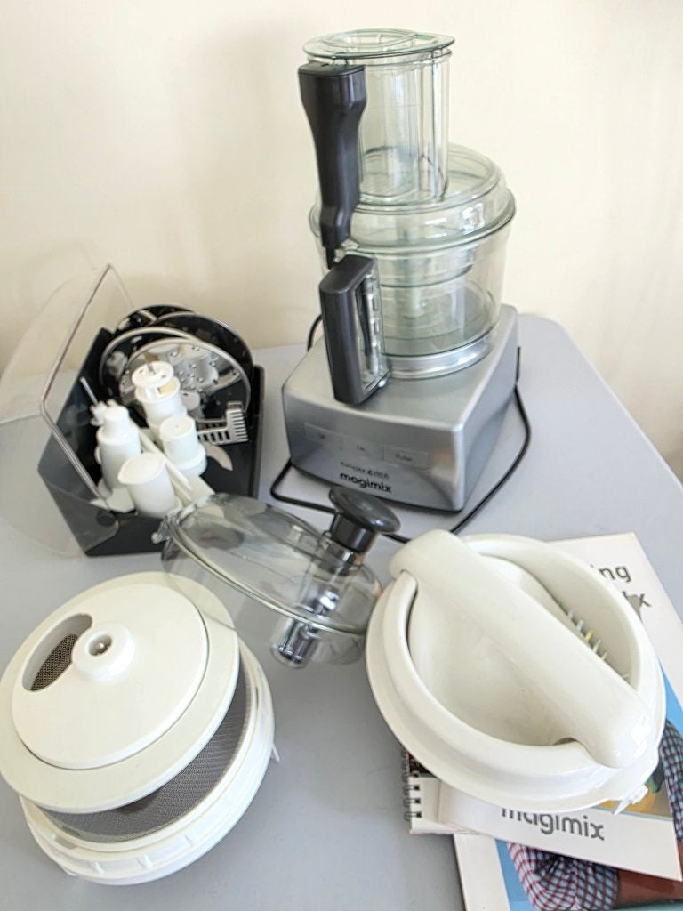 MagiMix Cuisine 4200 XL, Witgoed en Apparatuur, Keukenmixers, Ophalen, Gebruikt, 2 snelheden, 2 tot 3 liter