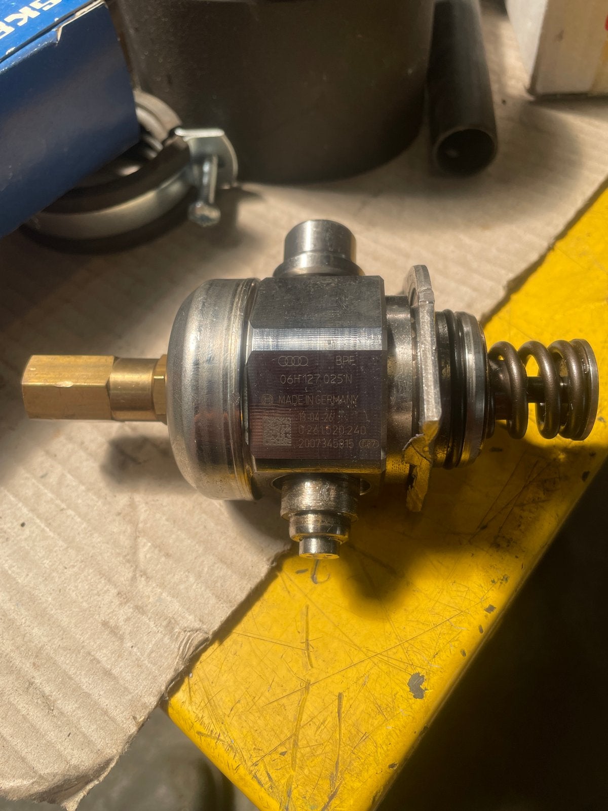 Hogedrukpomp Audi/VW 06H127025N - Bosch 0261520240, Ophalen, Gebruikt