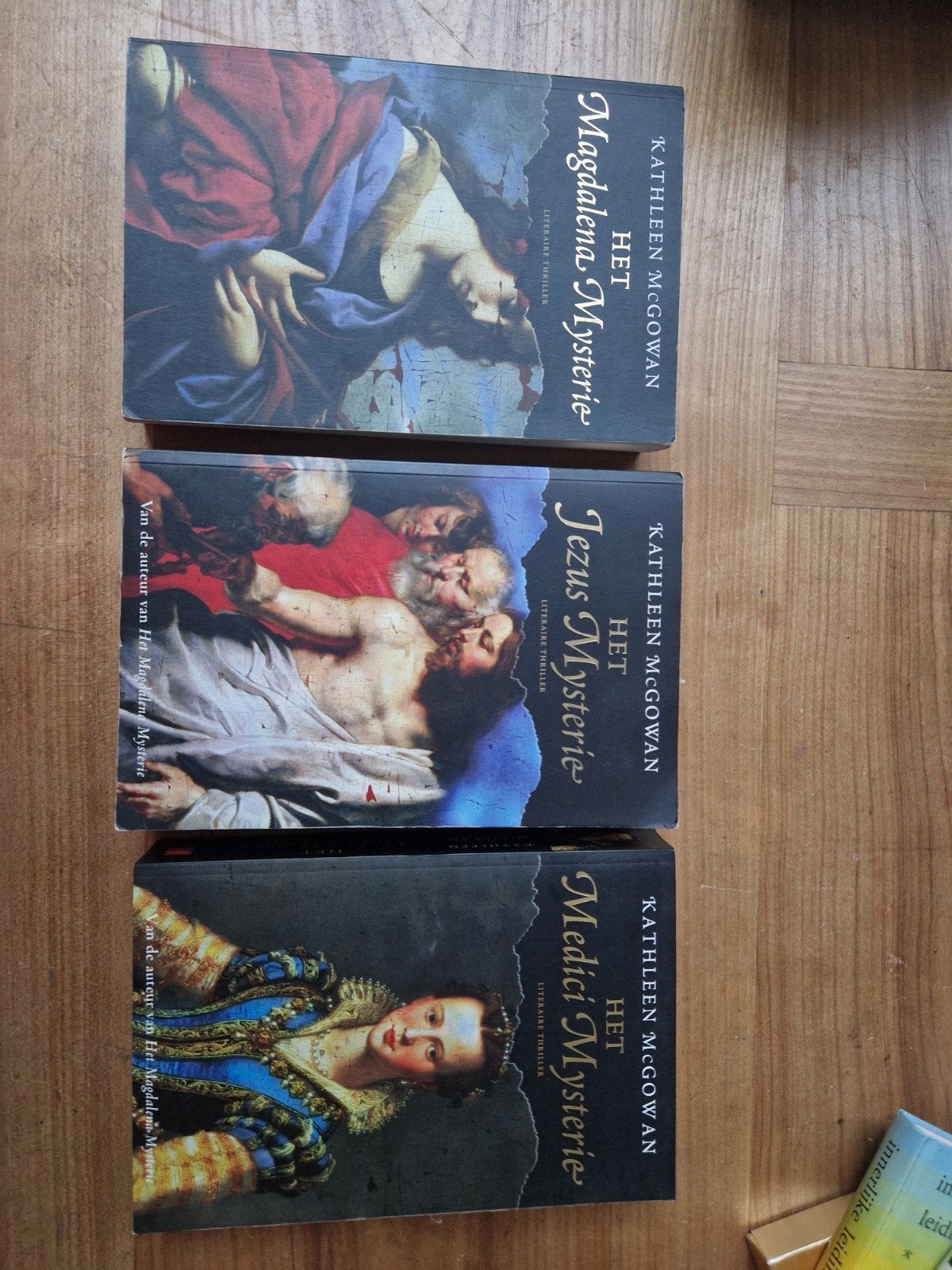 Het 3 delige Mysterie - Kathleen McGowan, Boeken, Romans, Gelezen, Nederland, Ophalen of Verzenden